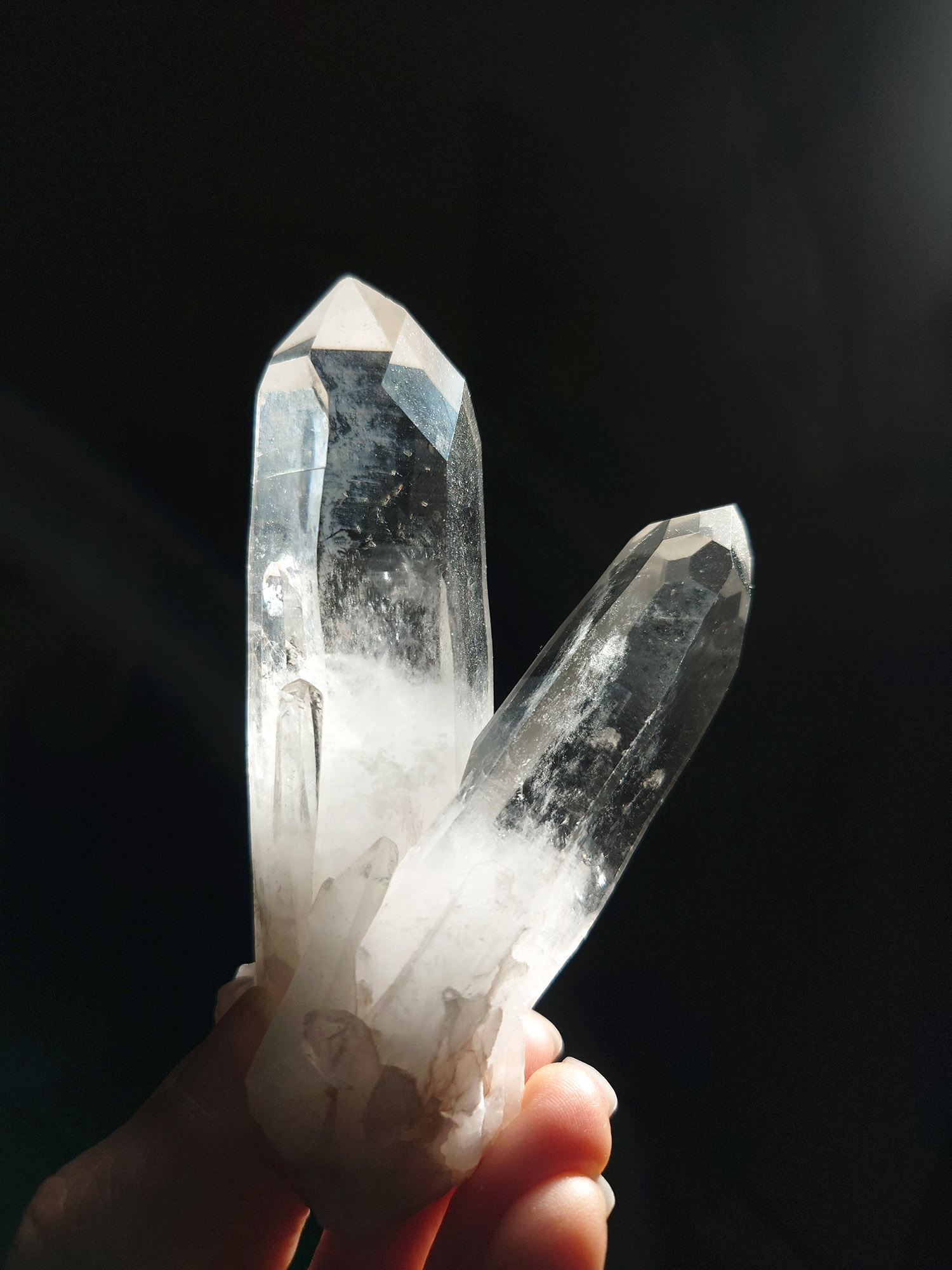 大師水晶 – 時光隧道水晶 (time-243-1)