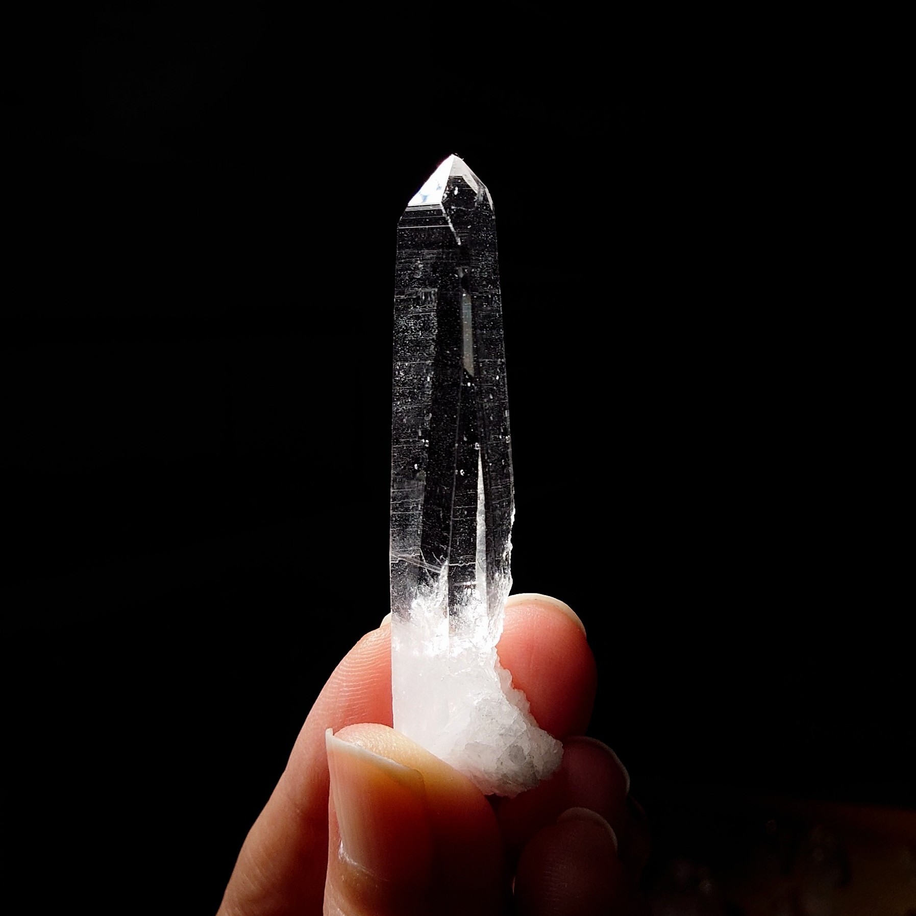 列木里亞水晶 | 雷射權杖大師水晶 | 激光柱 10g (247-19)