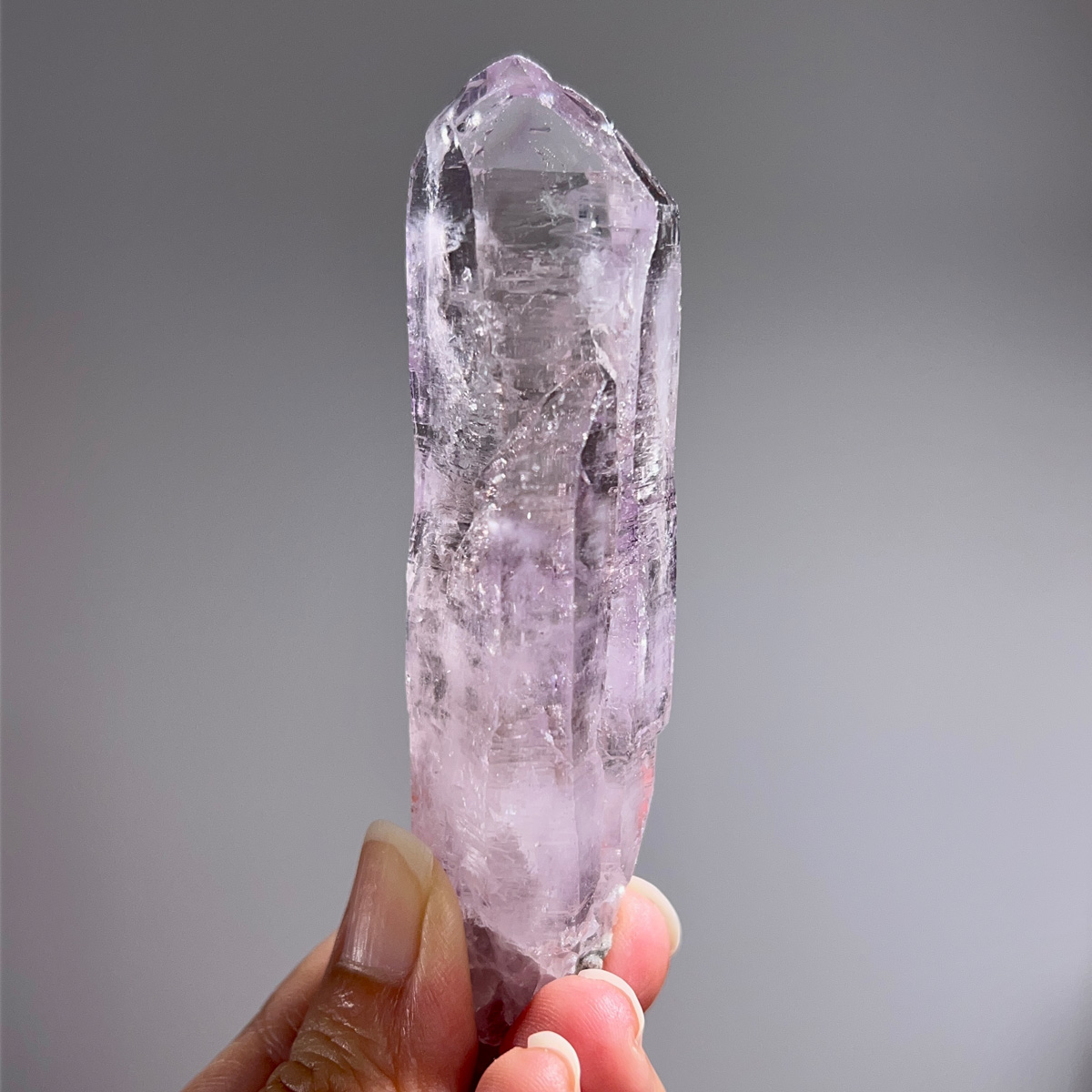 幻影克魯茲骸骨紫水晶 69g (266-1)