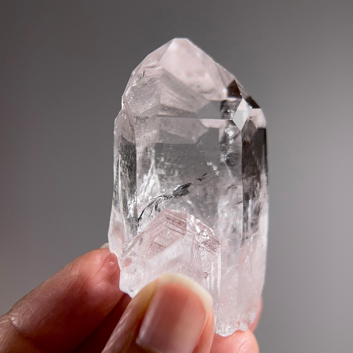 哥倫比亞.列木里亞水晶 | Peñas Blancas PB礦區 | 63g (267-4) #八邊形接地水晶 #時光隧道 #印記